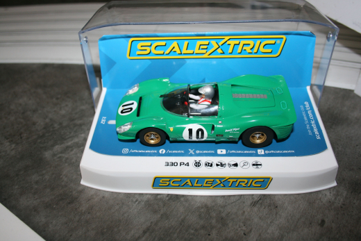 Scalextric: Ferrari 330P4 David Piper Artnr. C4491