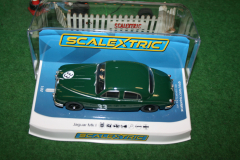 1:32 Scalextric Jaguar MKI Mike Hawthorn Artnr. C4506